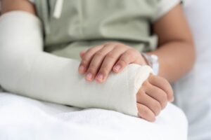 Personal injury lawyer broken bones texas